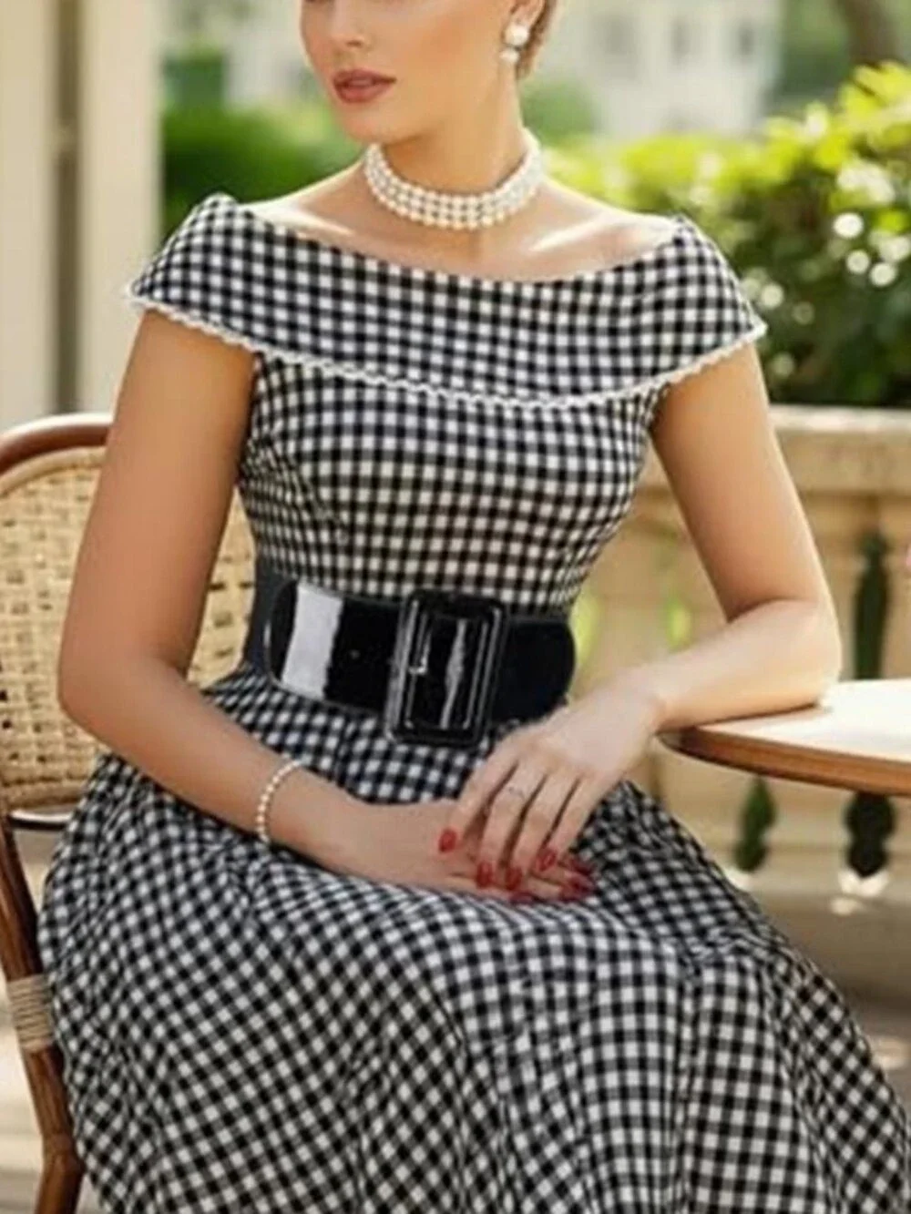 Women's Black Patent Leather Wide Stretchy Vintage Style Waist Belt